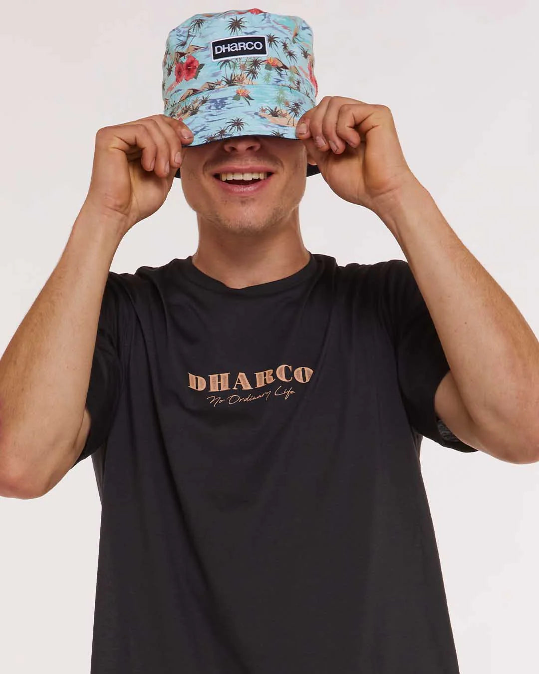 Reversible Bucket Hat / Wilko / DHARCO