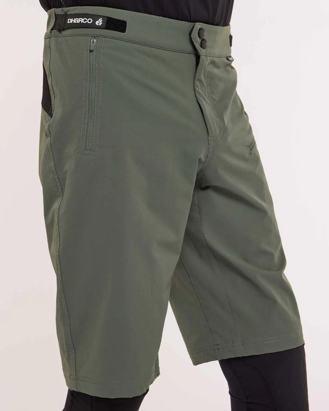 Hombre Gravity Short / Gorilla Green / DHARCO